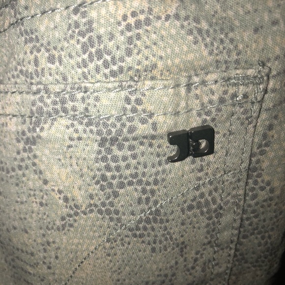 2 for $10! NWOT Joe’s Jeans Snakeskin print - Picture 5 of 5